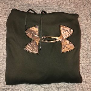 Like new medium army green sweatshirt